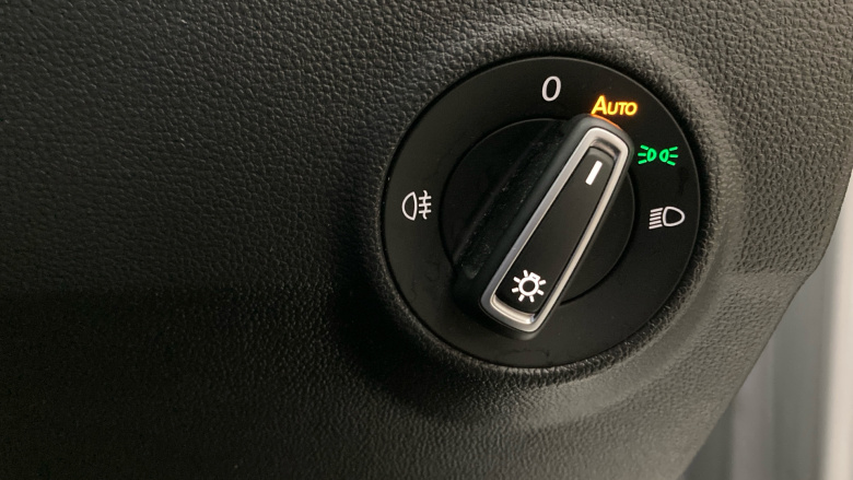 Volkswagen T-Roc 1.0 TSI 110 Design 5dr Petrol Hatchback